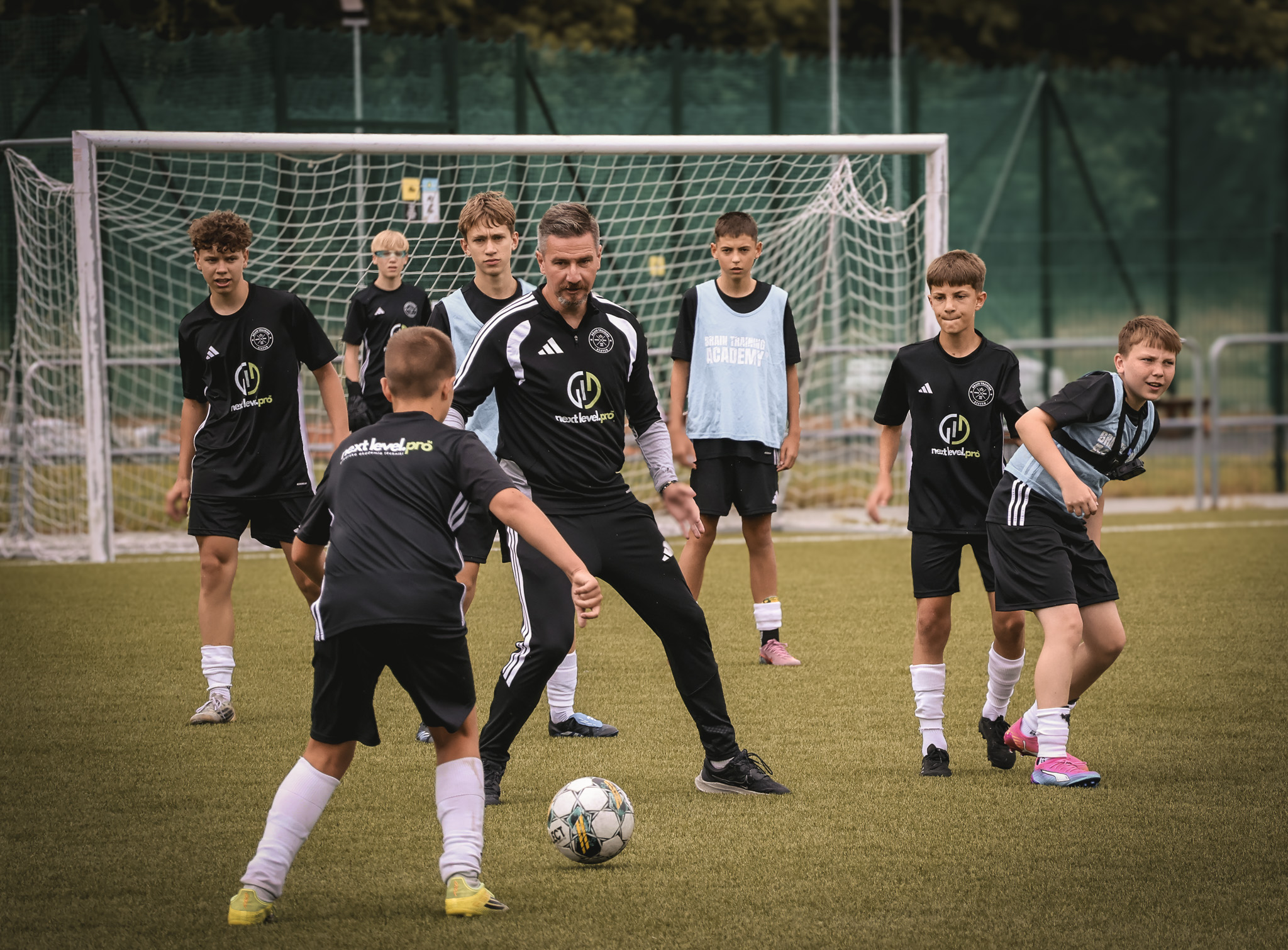 Trening piłkarski podczas obozu